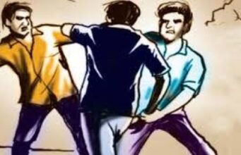 સંદેશરમાં જમીનના ઝઘડામાં દંપતી પર હુમલો