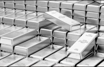 સોનુ નહિ ચાંદી બનશે રોકાણ માટેનું શ્રેષ્ઠ સાધન : ૧ વર્ષમાં ભાવ ૧ લાખ થવા શક્યતા