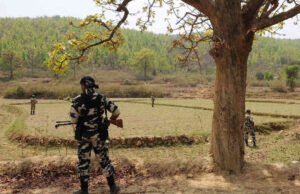 છત્તીસગઢમાં નક્સલી હુમલો, 11 જવાનો થયા શહીદ