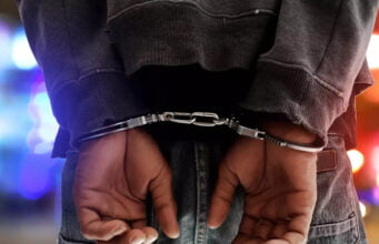 તારાપુરમાં નશીલી દવા વેચતો શખસ પકડાયો