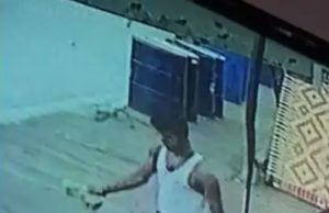 તારાપુરમાં ધોળે દિવસે વૃધ્ધ વેપારીની હત્યા કરનાર અજાણ્યો શખ્સ CCTV માં થયો કેદ ….