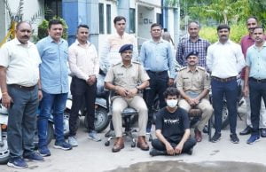 ઇસરોની નોકરી છોડી યુવક બન્યો ચોર ….. , પોલીસે યુવકને ઝડપી લીધો ….