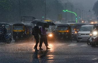 IMD દ્વારા અપાઇ આ જિલ્લાઓમાં ભારે વરસાદની આગાહી …. જુઓ ગુજરાતના કયા જિલ્લામાં પડશે ભારે વરસાદ ….