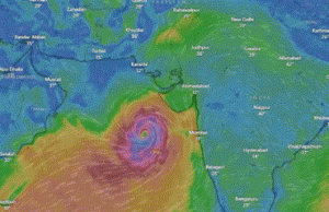 બિપરજોય વાવાઝોડાની ગુજરાતમાં અસર ….. , 90 ટ્રેનો કરી રદ …. જર્જરિત ઇમારતો તોડી પડાઇ …