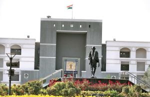 જામનગરમાં પોલીસ દ્વારા સગીરને માર મારવાનો કેસ…. કોર્ટે કહ્યું બ્રિટિશ સમયમાં કહેવાતું કે ભારતમાં ત્રણ દાદા… હનુમાન દાદા, ગણપતિ દાદા અને પોલીસ દાદા ….