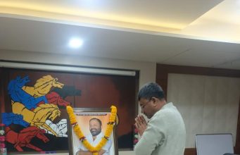 સૌરાષ્ટ્રના ખેડૂત હૃદયસમ્રાટ છોટે સરદાર ગણાતા સ્વ.વિઠ્ઠલભાઈ રાદડિયાને ચતુર્થ પુણ્યતિથિ નિમિતે શ્રદ્ધાસુમન પાઠવતા ભુપતભાઇ બોદર..