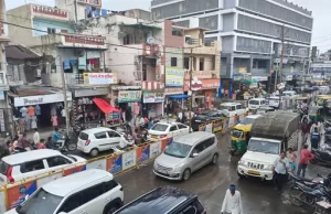 ડાકોરમાં ટ્રાફિક જામની સમસ્યાથી દર્શનાર્થે આવતા યાત્રાળુઓ ત્રસ્ત