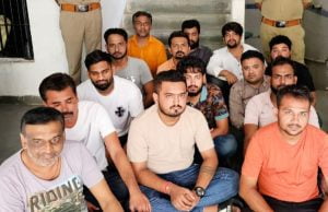 શ્રાવણમાં જુગારીયાઓનું ચાલતું જુગારધામ … , હાલોલમાંથી 14 જુગારીઓ પોલીસને જબ્બે …