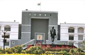 મોરબી ઝુલતા પુલ દુર્ઘટનામાં હાઇકોર્ટે ઓરેવા કંપનીને જ ગણાવી જવાબદાર