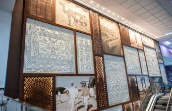 હેરિટેજ વોલ પર કચ્છી કળા અને અમદાવાદનો ચિતાર , SVPI એરપોર્ટ પર ગરવી ગુજરાતના સમૃદ્ધ વારસાને જીવંત કરતું પ્રદર્શન