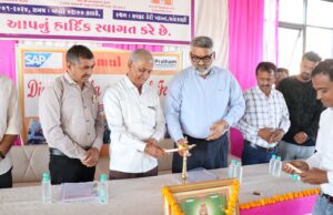 અંજારના ચાંદરાણી સ્થિત સરહદ ડેરી મિલ્ક પ્રોસેસિંગ પ્લાન્ટ ખાતે ડિસ્ટ્રિકટ લેવલ ડિજિટલ મેળો તેમજ ઇંગ્લિશ ફેસ્ટ 2024 યોજાયો ….