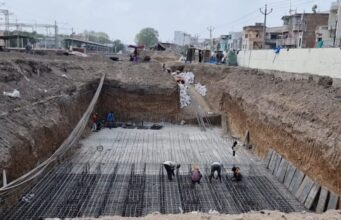 ભાલેજ ઓવરબ્રિજ ગરનાળાના કામે ફાટક કાયમી ધોરણે બંધ કરાતા સ્થાનિકો પરેશાન